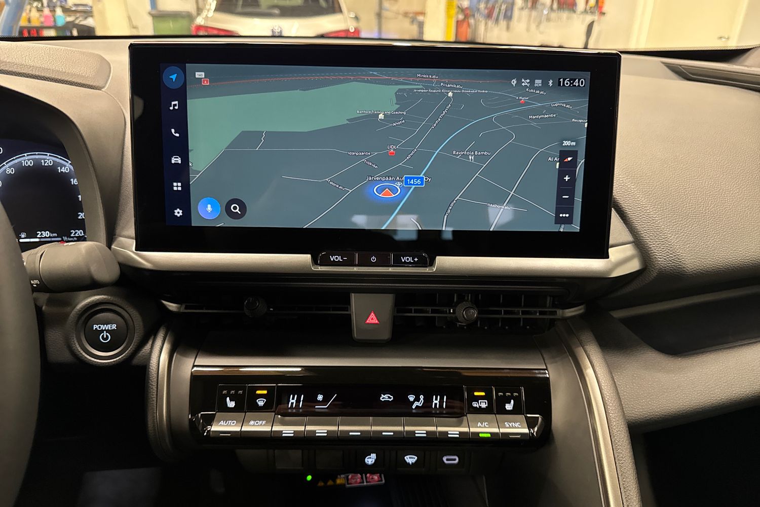 Toyota C-HR 2025