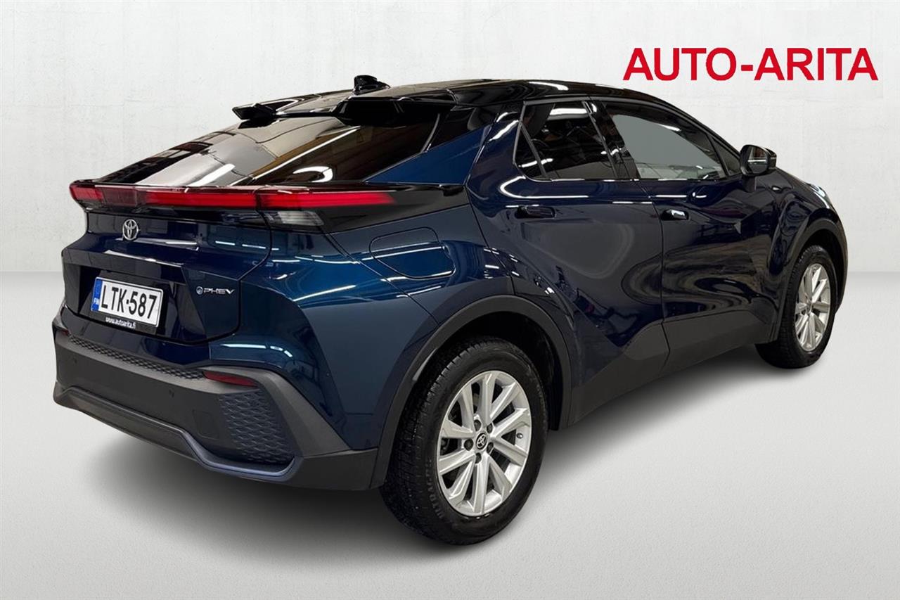 Toyota C-HR 2025