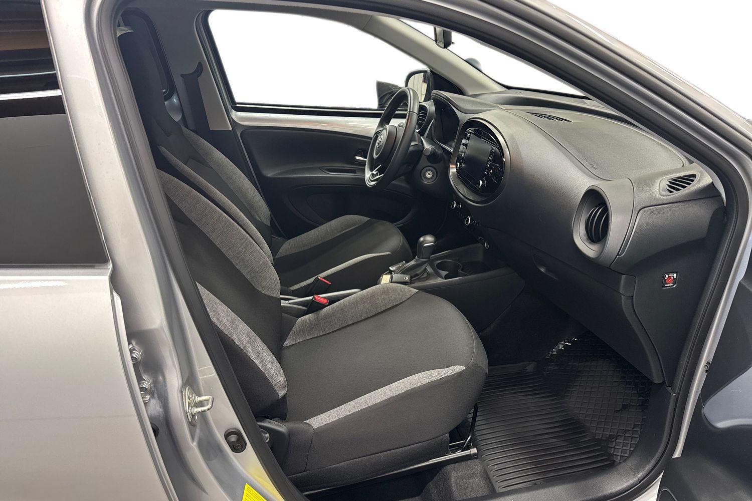 TOYOTA Aygo X 2022