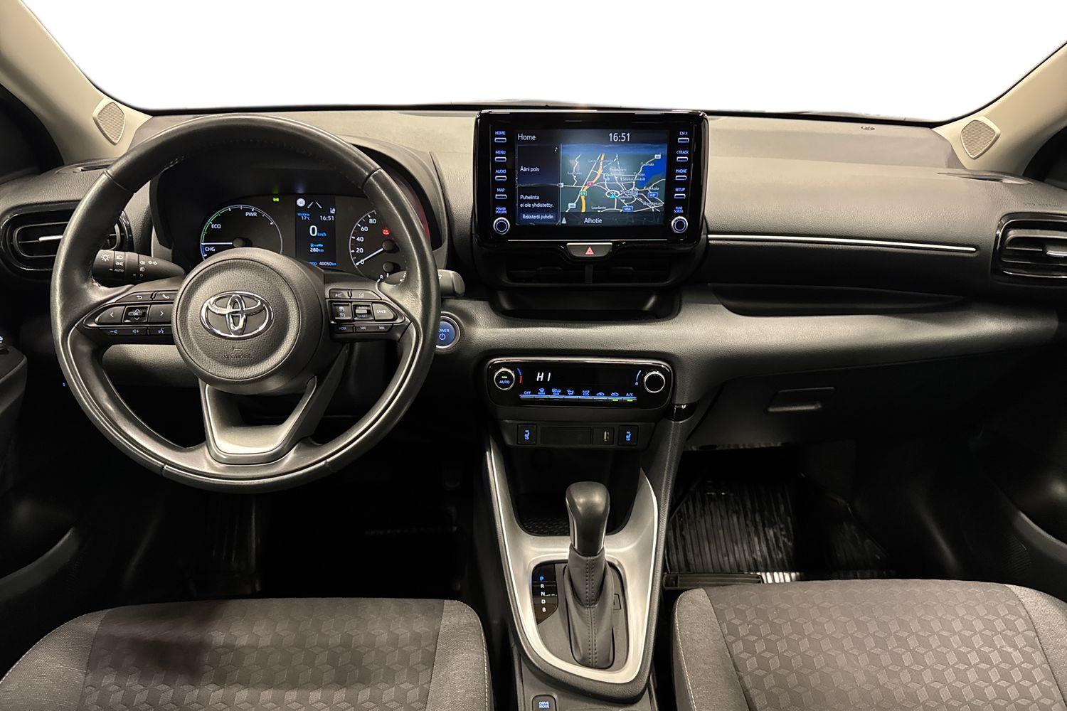 TOYOTA YARIS 2023