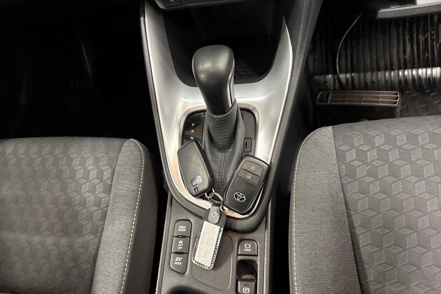 TOYOTA YARIS 2023