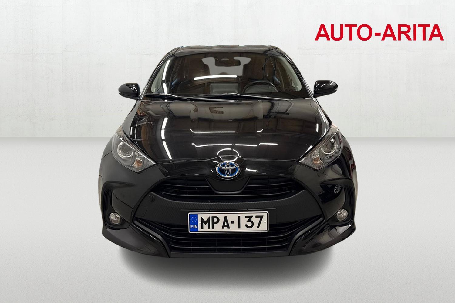 TOYOTA YARIS 2023