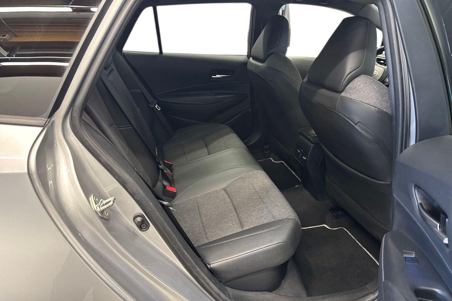 TOYOTA COROLLA 2023