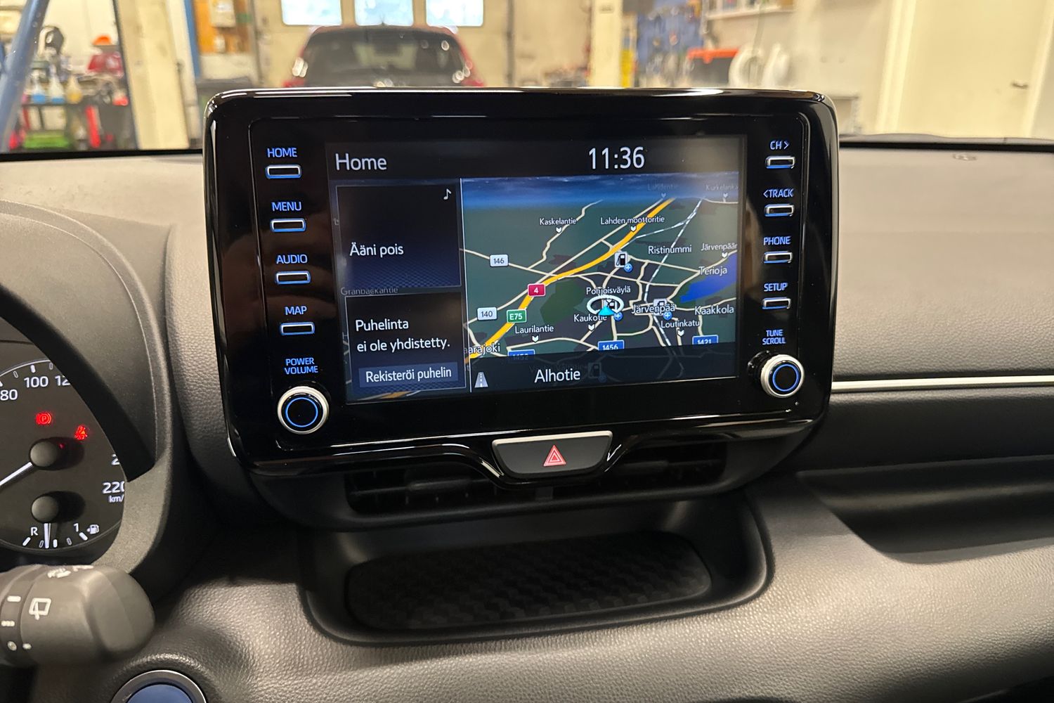 TOYOTA YARIS 2023