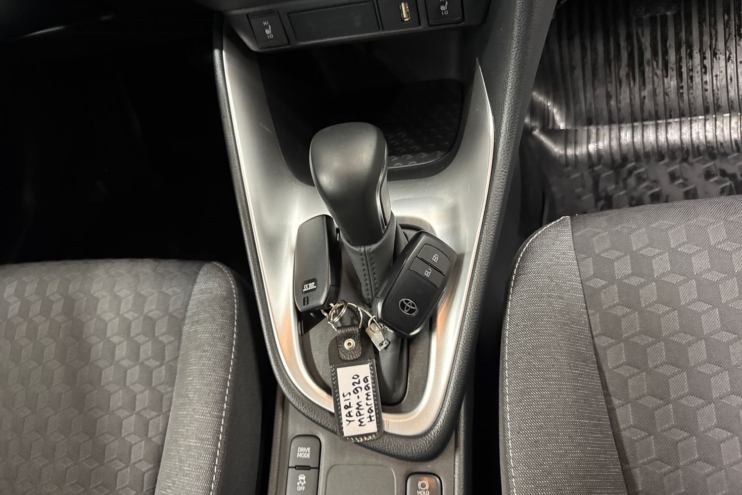 TOYOTA YARIS 2023