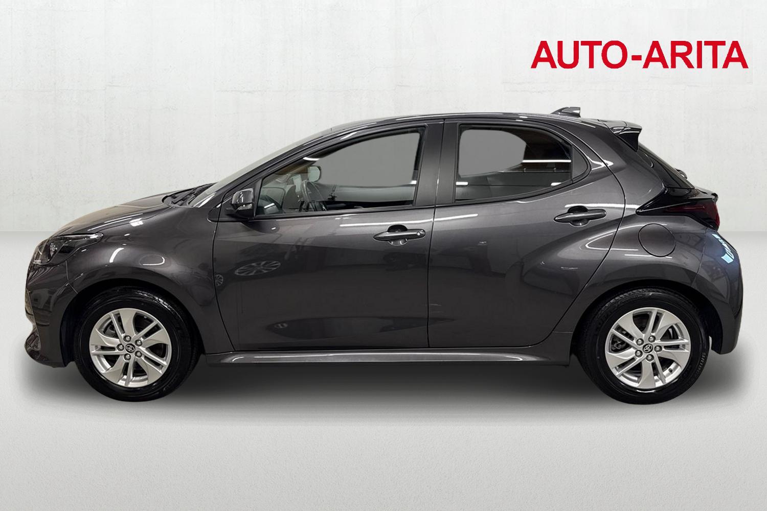 TOYOTA YARIS 2023