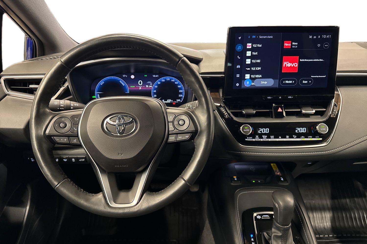 TOYOTA COROLLA 2024