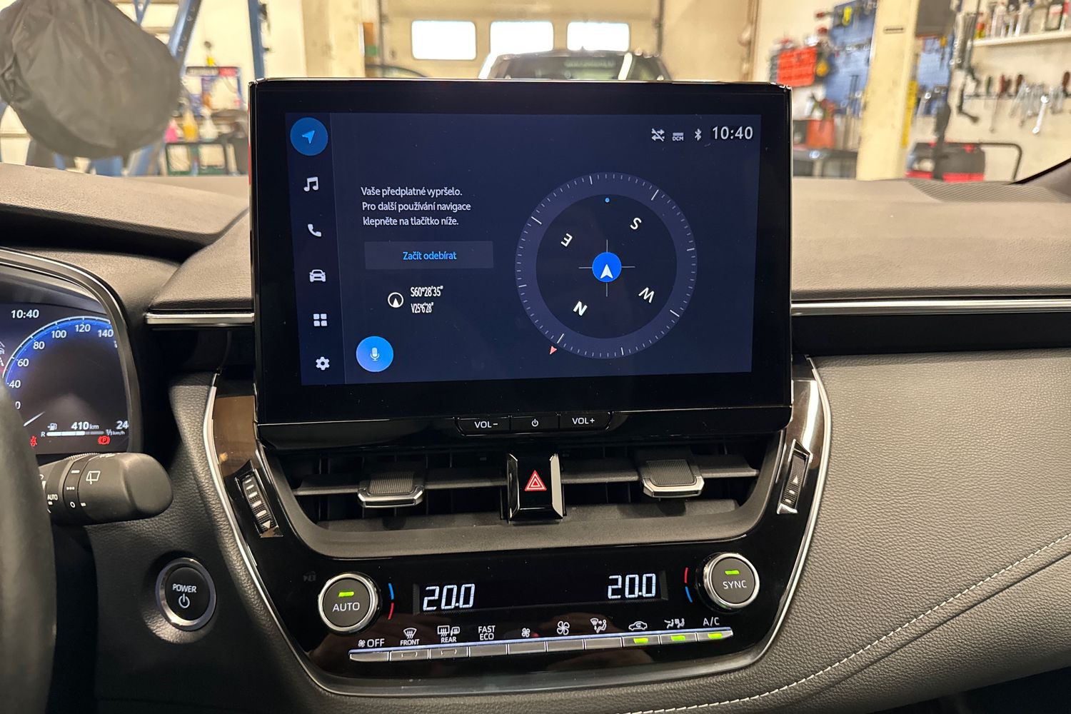 TOYOTA COROLLA 2024