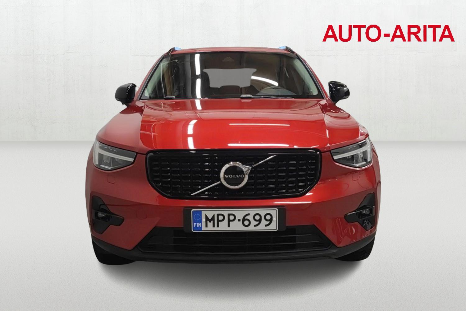 VOLVO XC40 2022