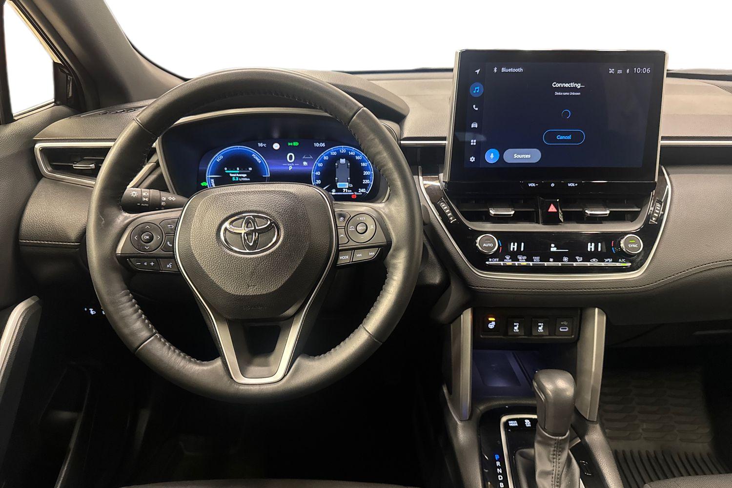 TOYOTA Corolla Cross 2024