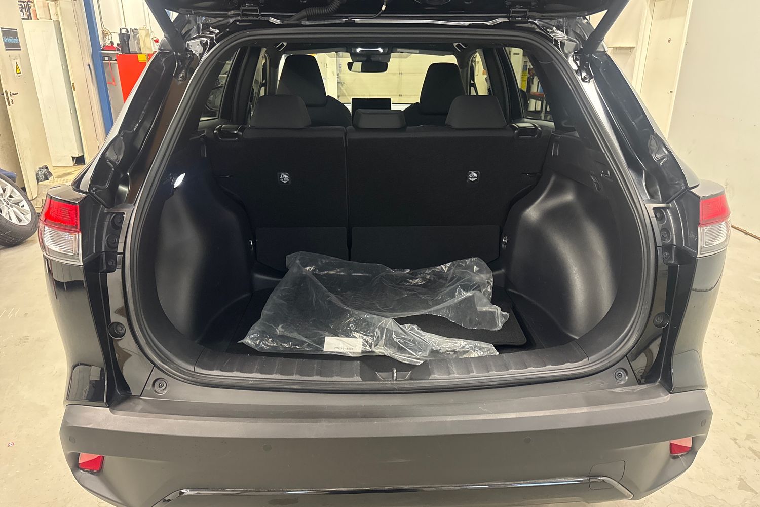TOYOTA Corolla Cross 2024