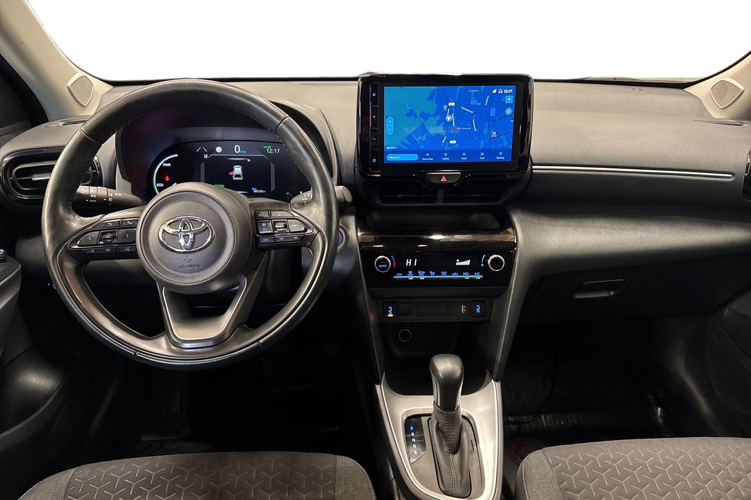 TOYOTA Yaris Cross 2023