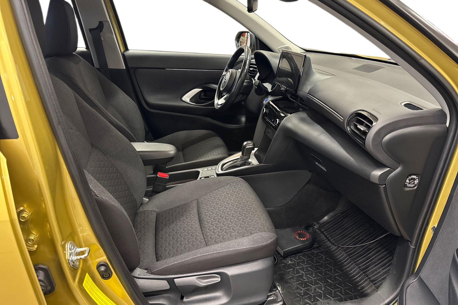 TOYOTA Yaris Cross 2023