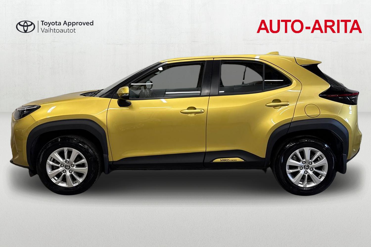 TOYOTA Yaris Cross 2023