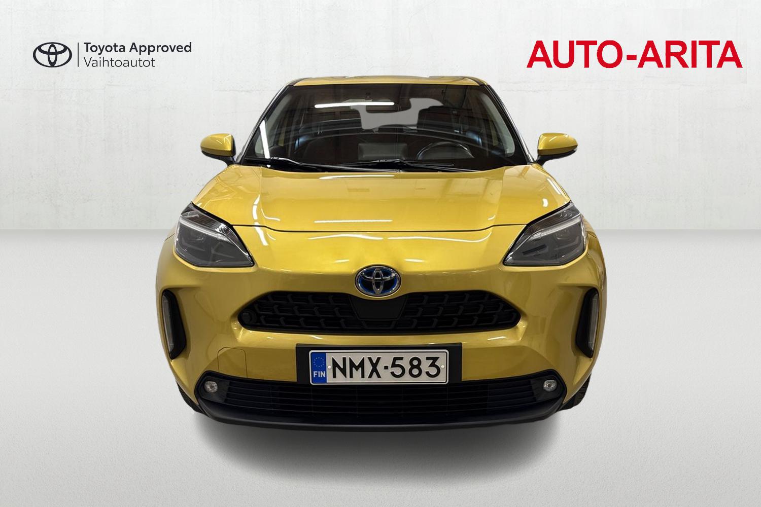 TOYOTA Yaris Cross 2023