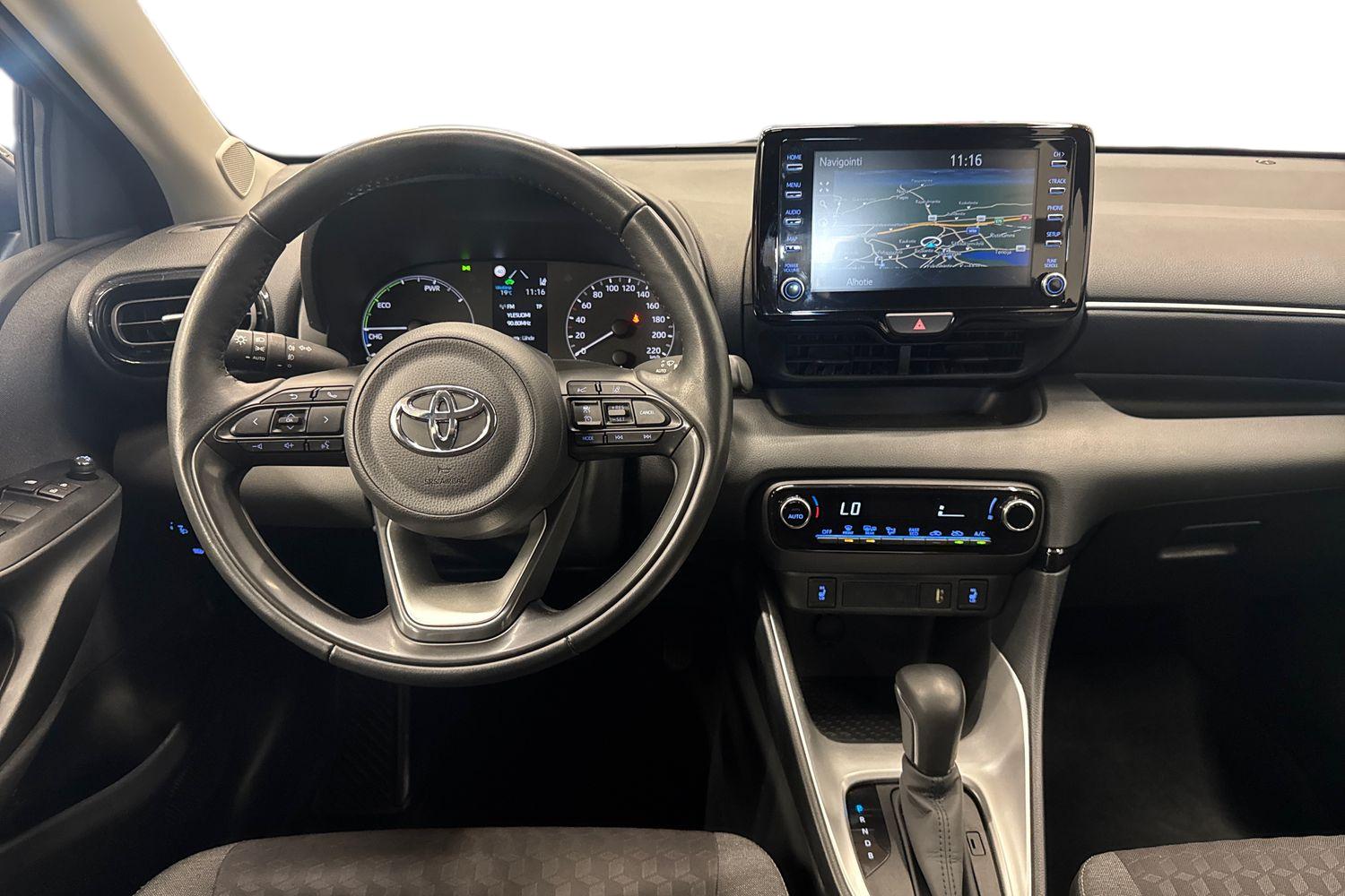TOYOTA YARIS 2023