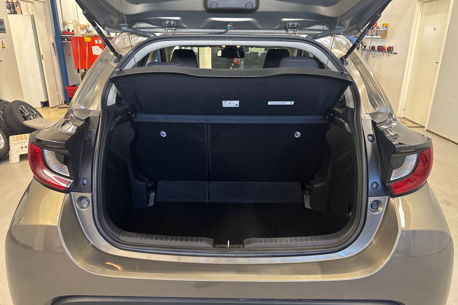 TOYOTA YARIS 2023