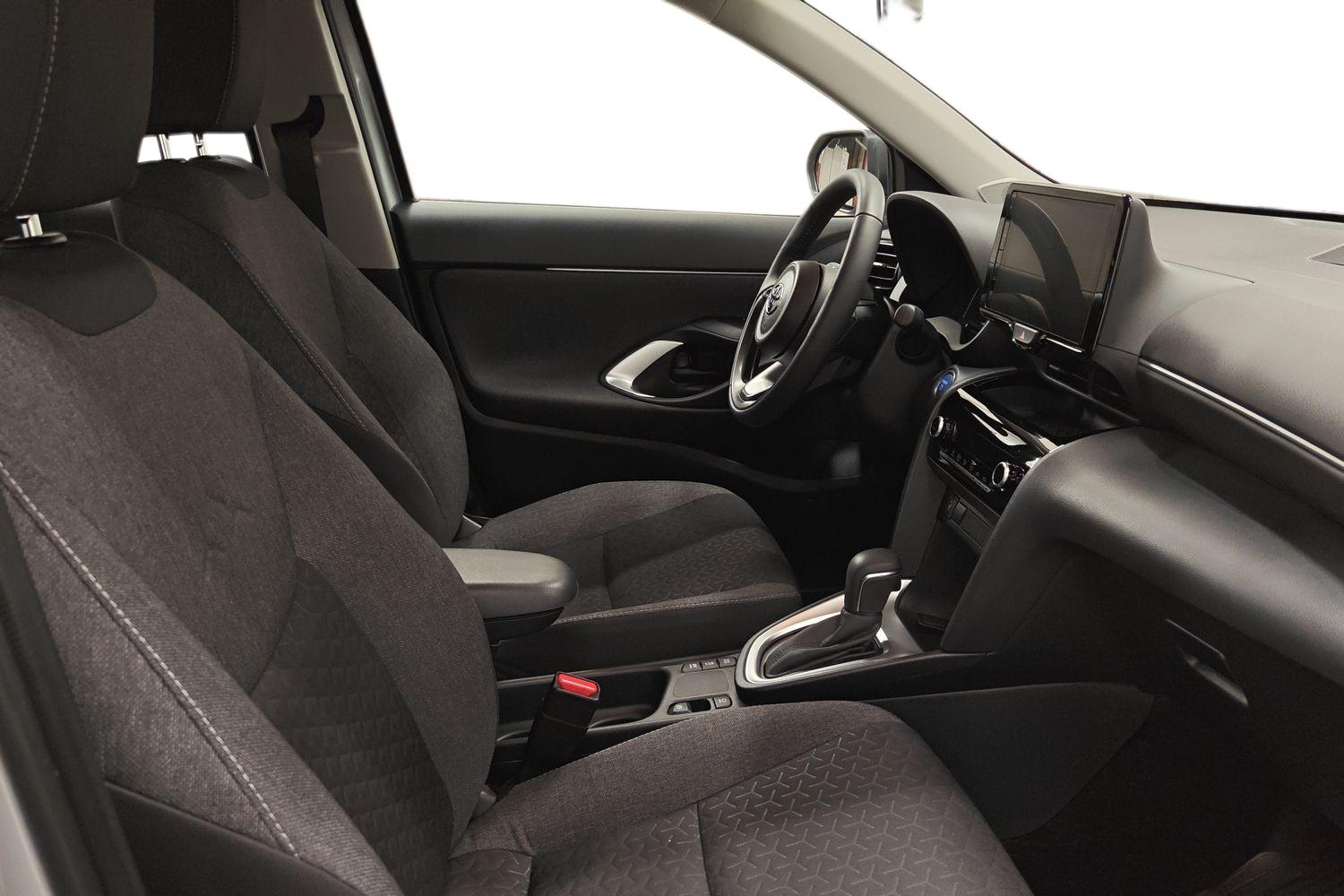 TOYOTA Yaris Cross 2024