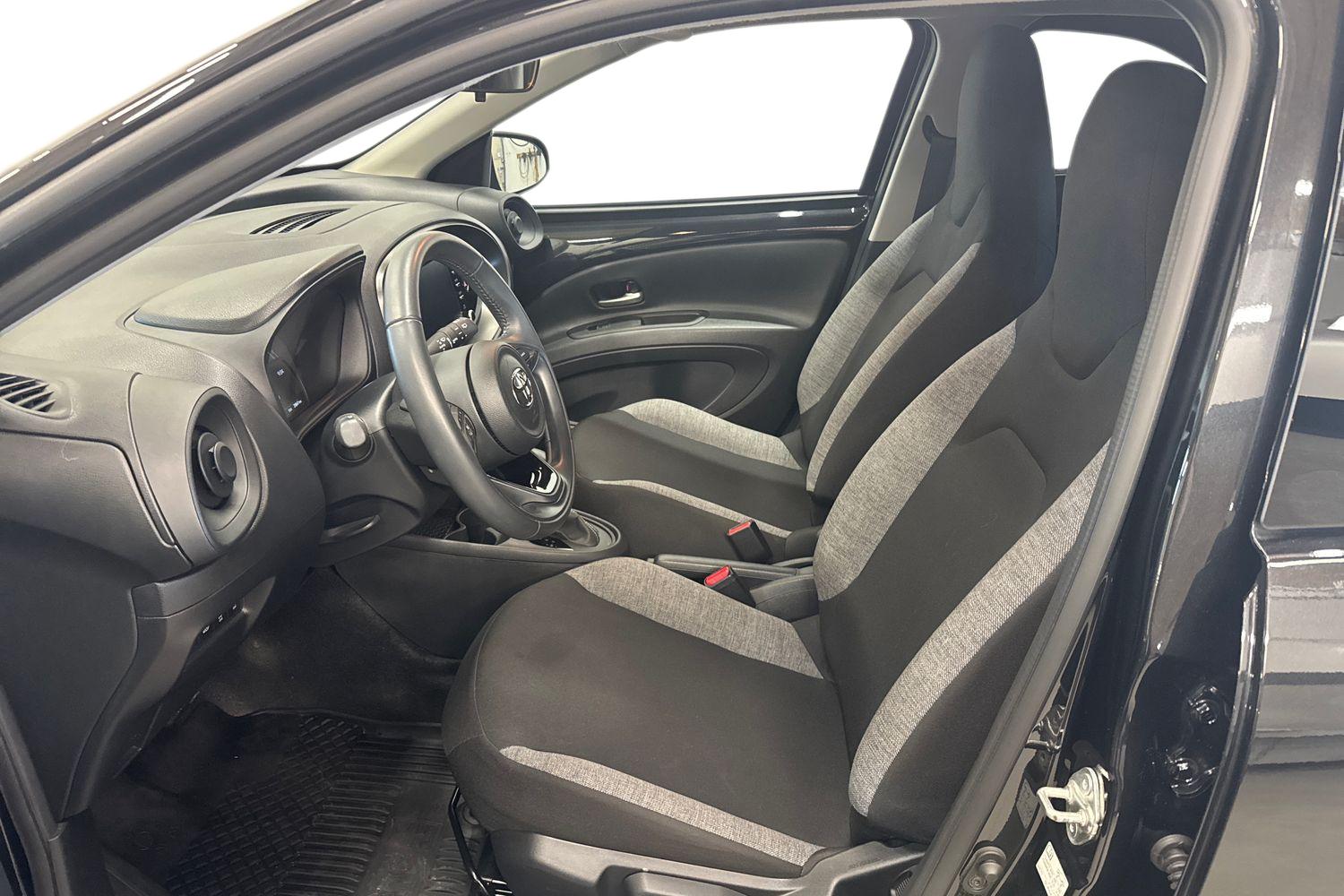 TOYOTA Aygo X 2022