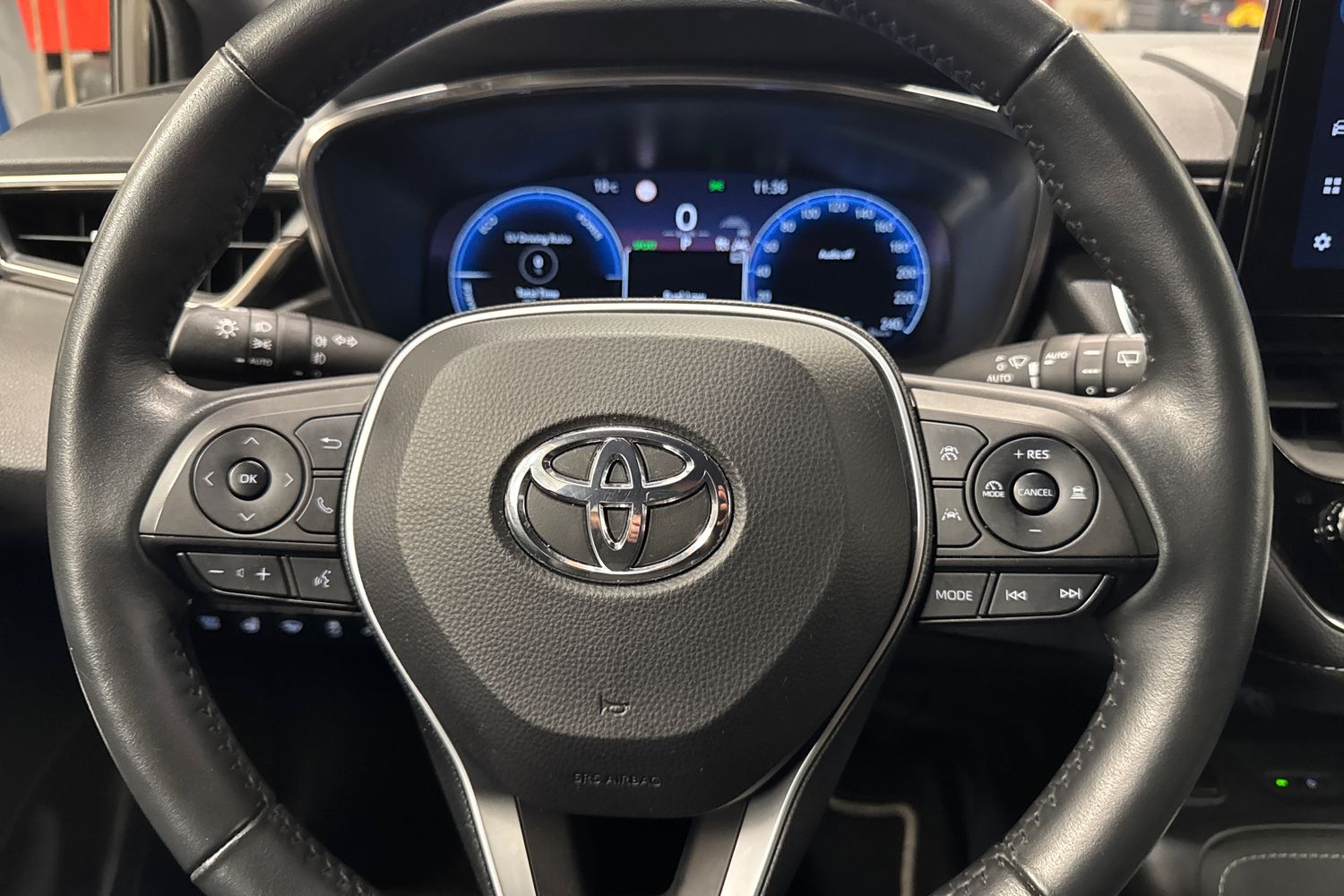 TOYOTA COROLLA 2023
