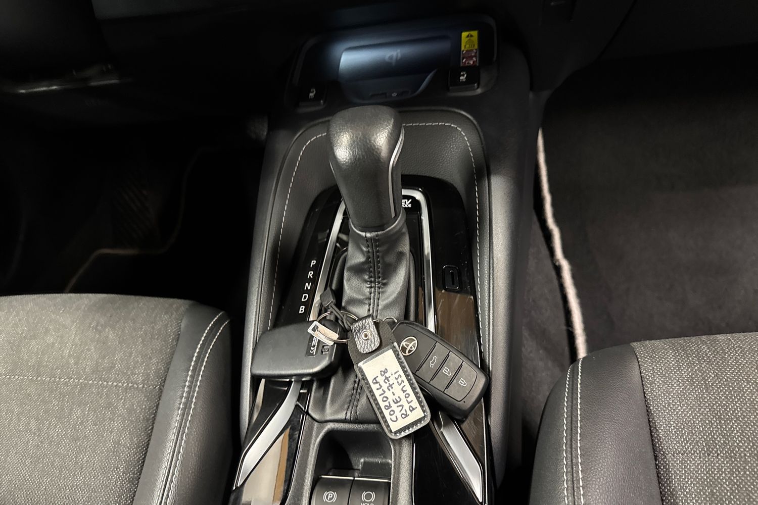 TOYOTA COROLLA 2023