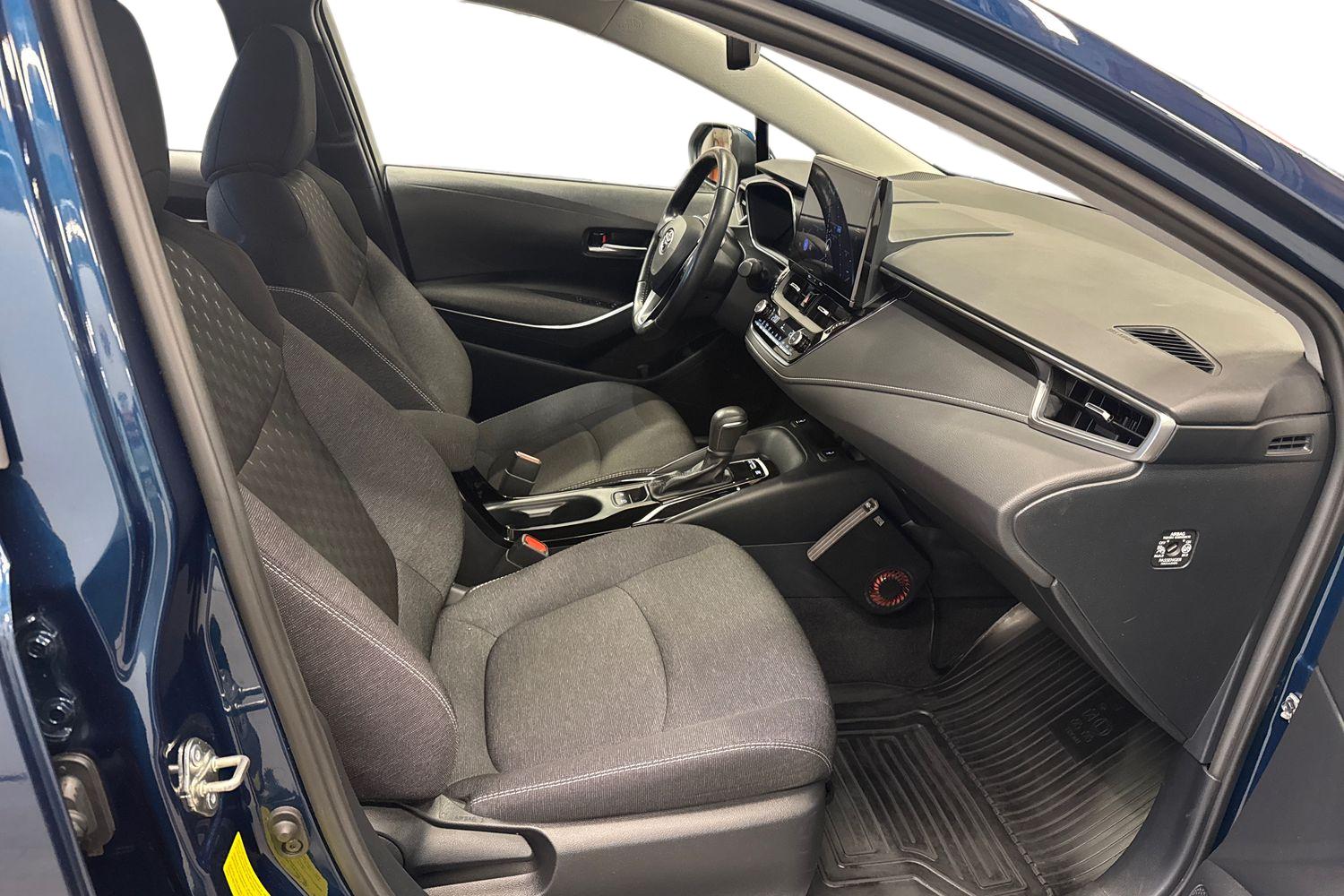 TOYOTA COROLLA 2023