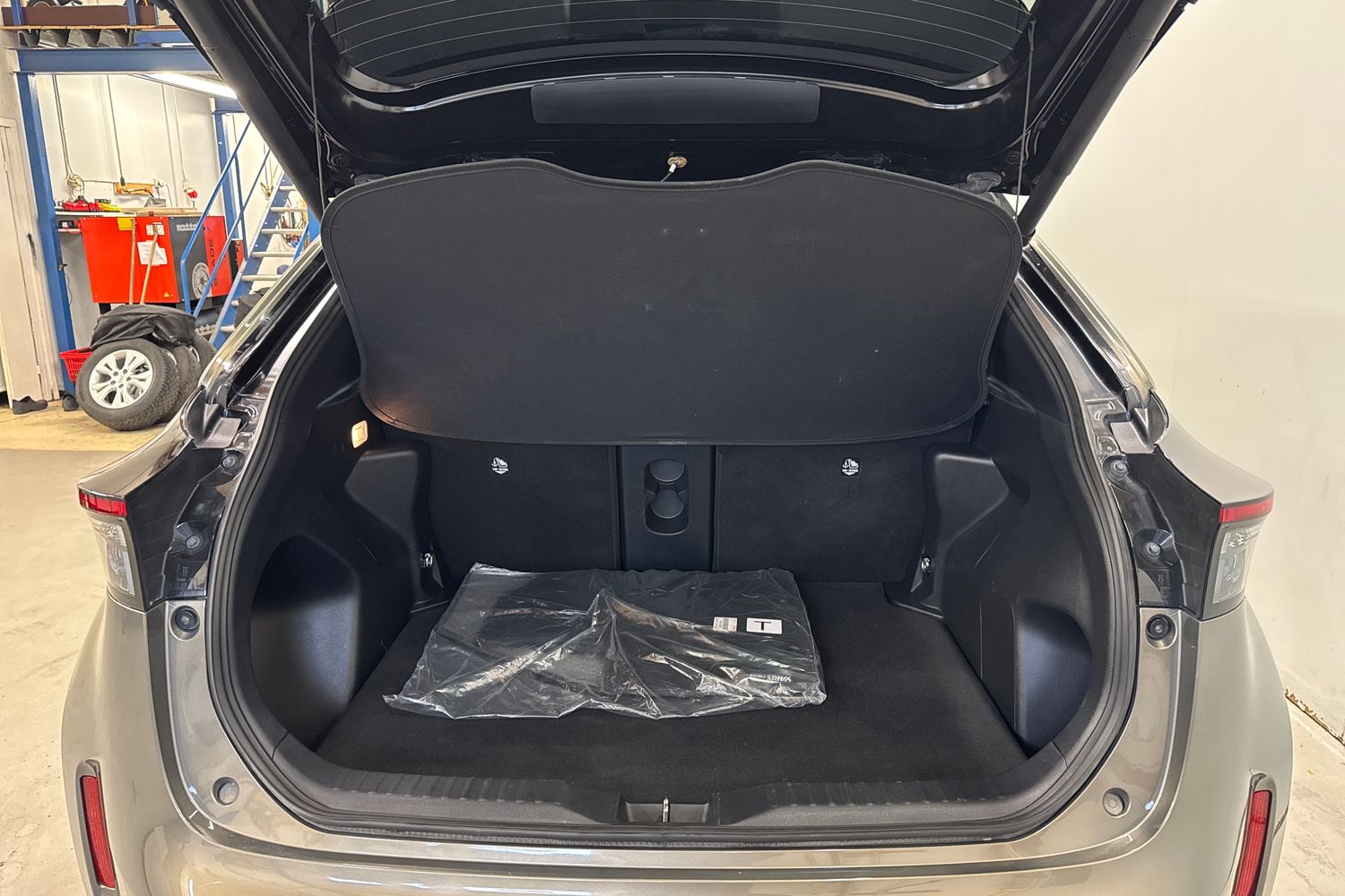 TOYOTA Yaris Cross 2024