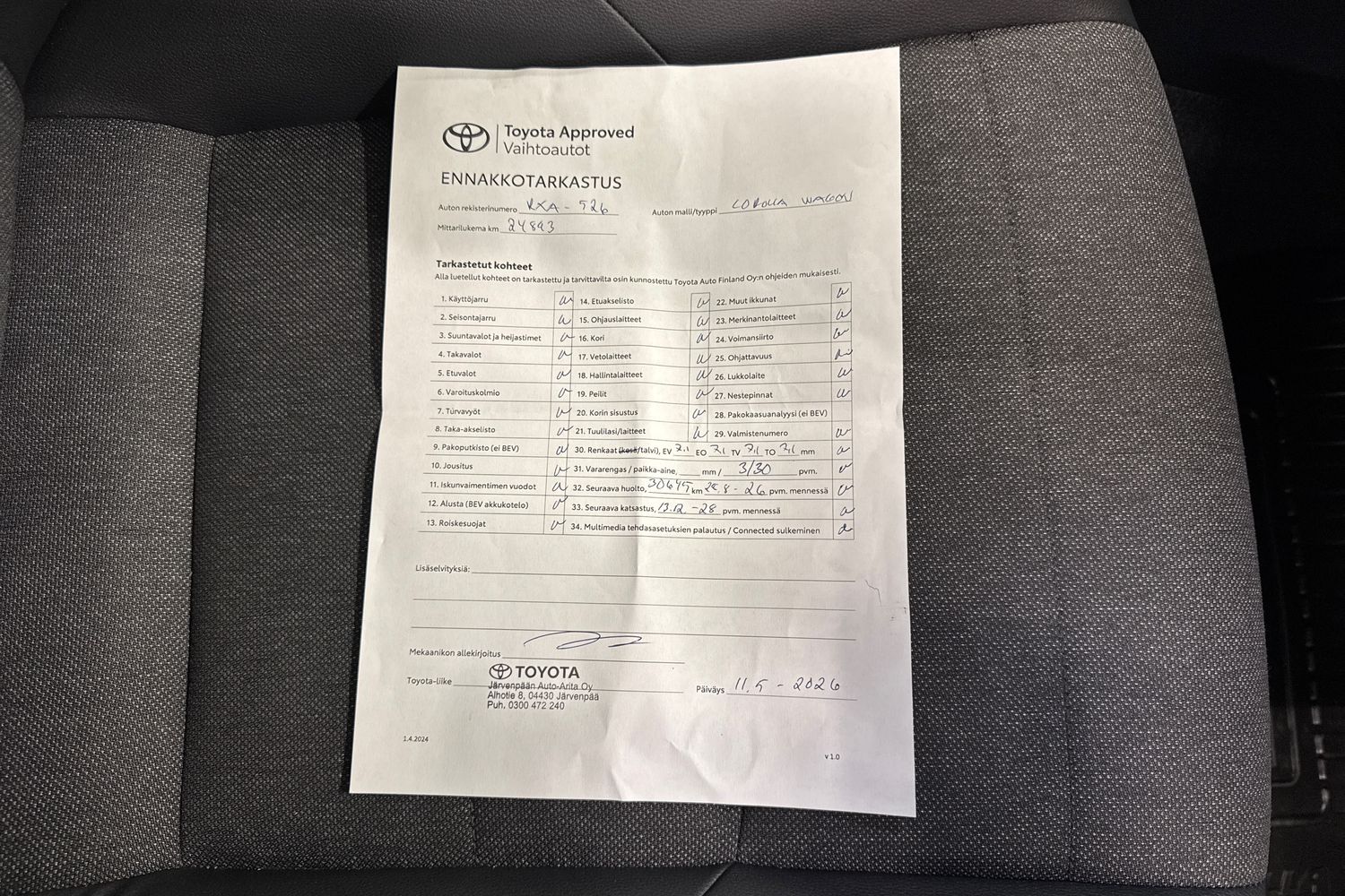 TOYOTA COROLLA 2024