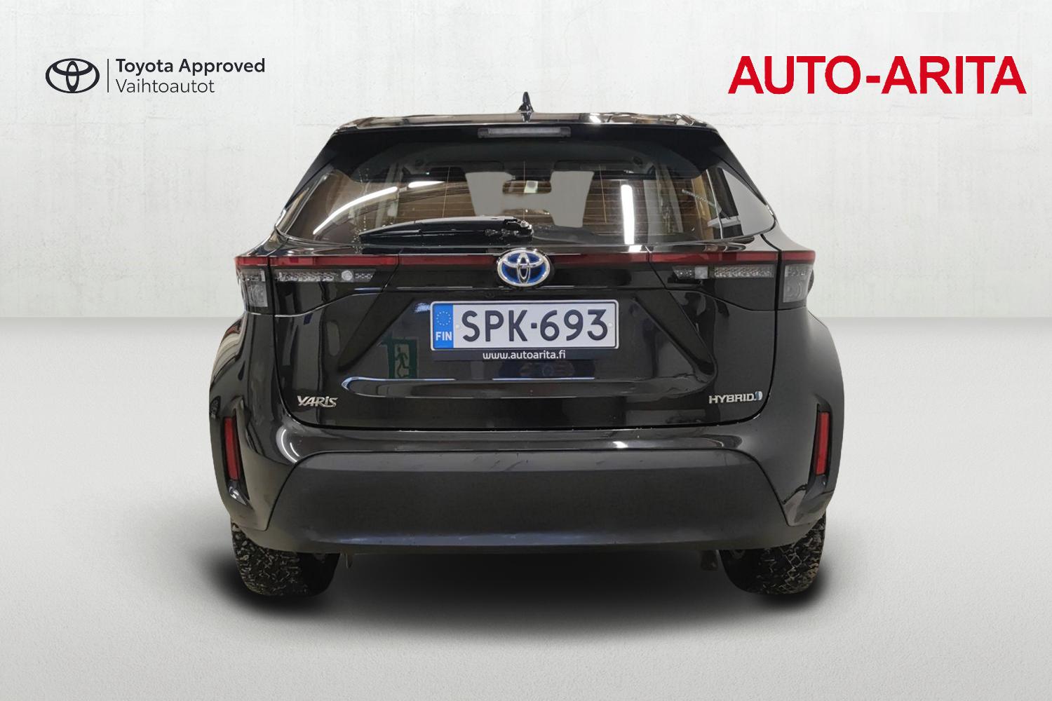 TOYOTA Yaris Cross 2023