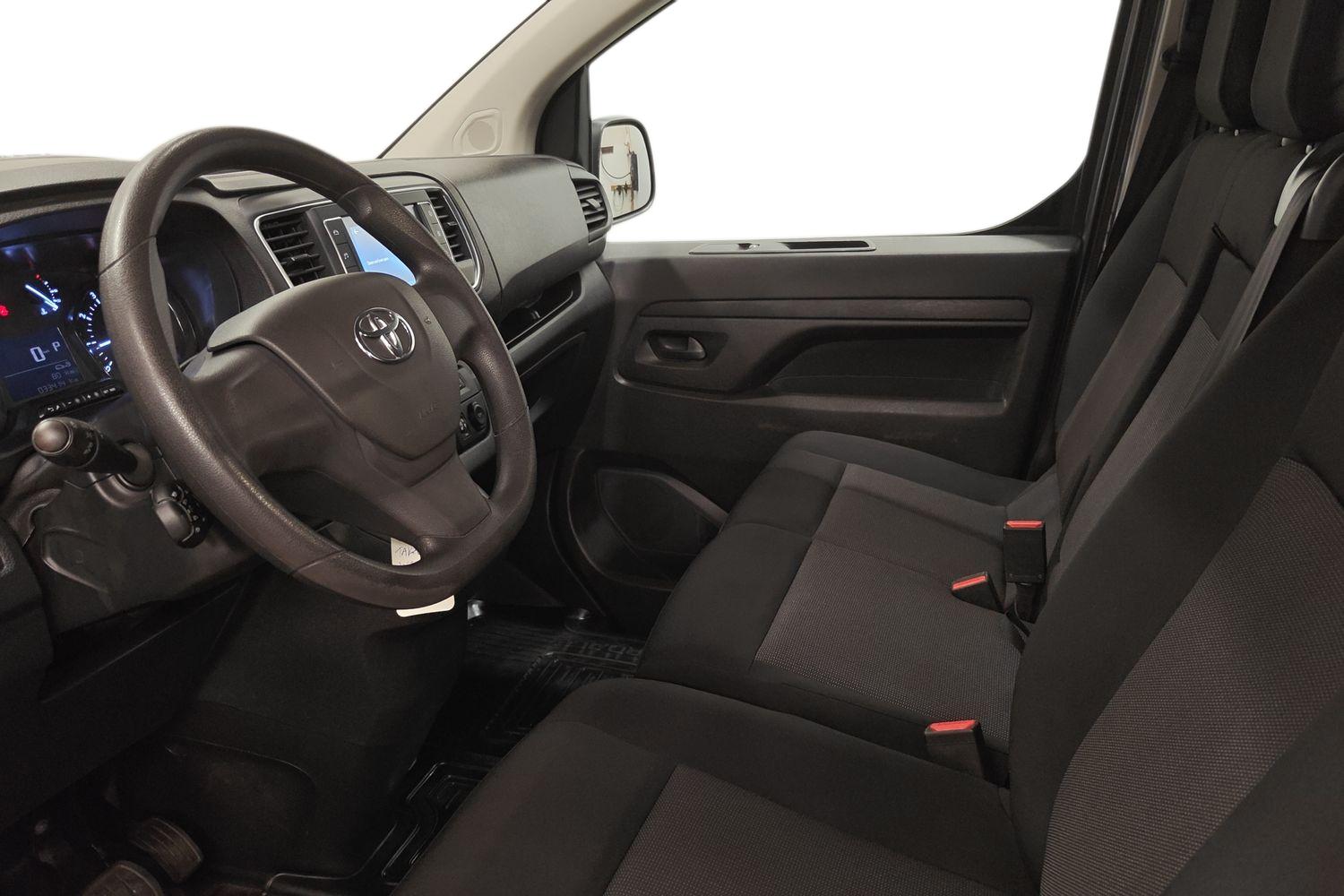 TOYOTA Proace 2023