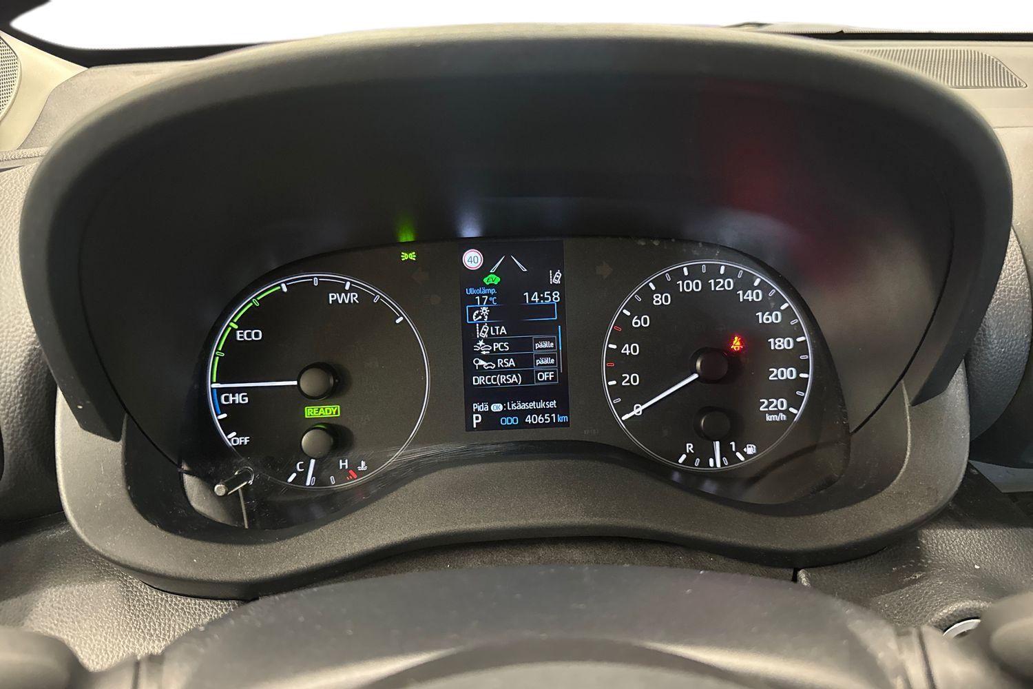 TOYOTA YARIS 2024