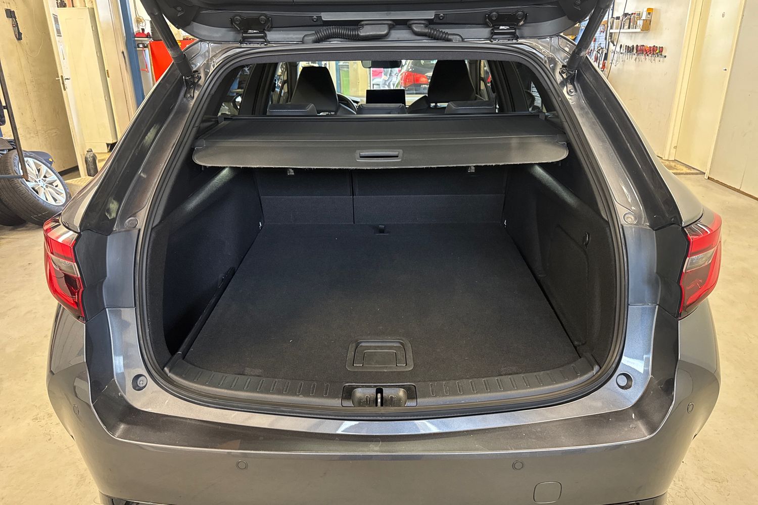 TOYOTA COROLLA 2024