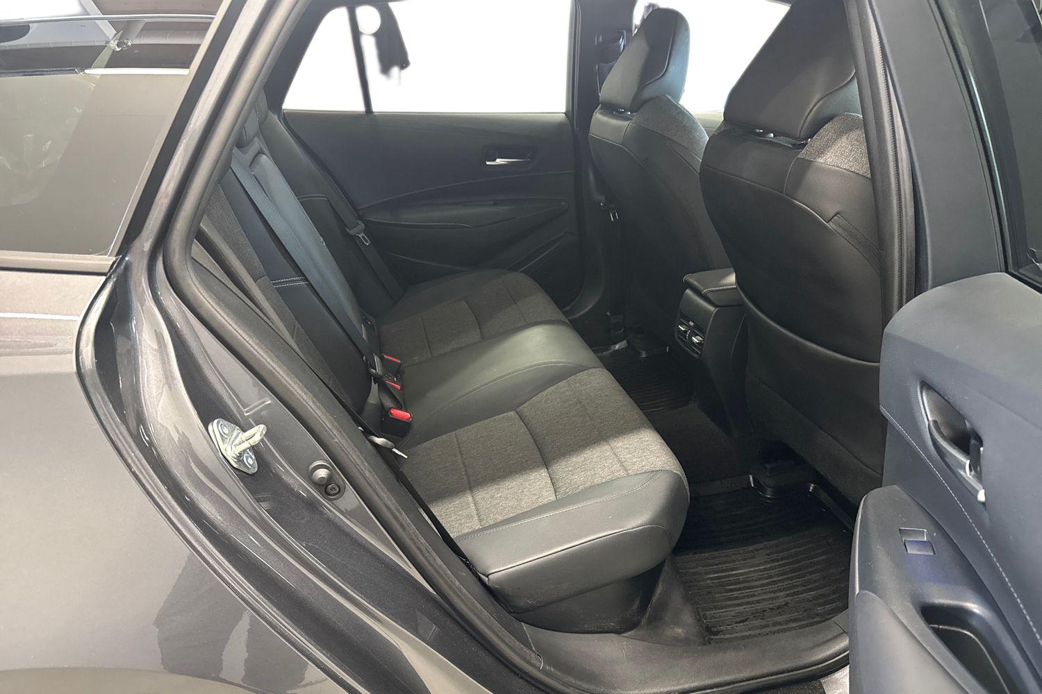 TOYOTA COROLLA 2024