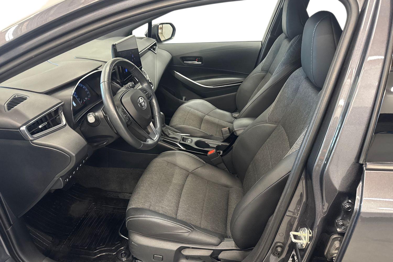 TOYOTA COROLLA 2024