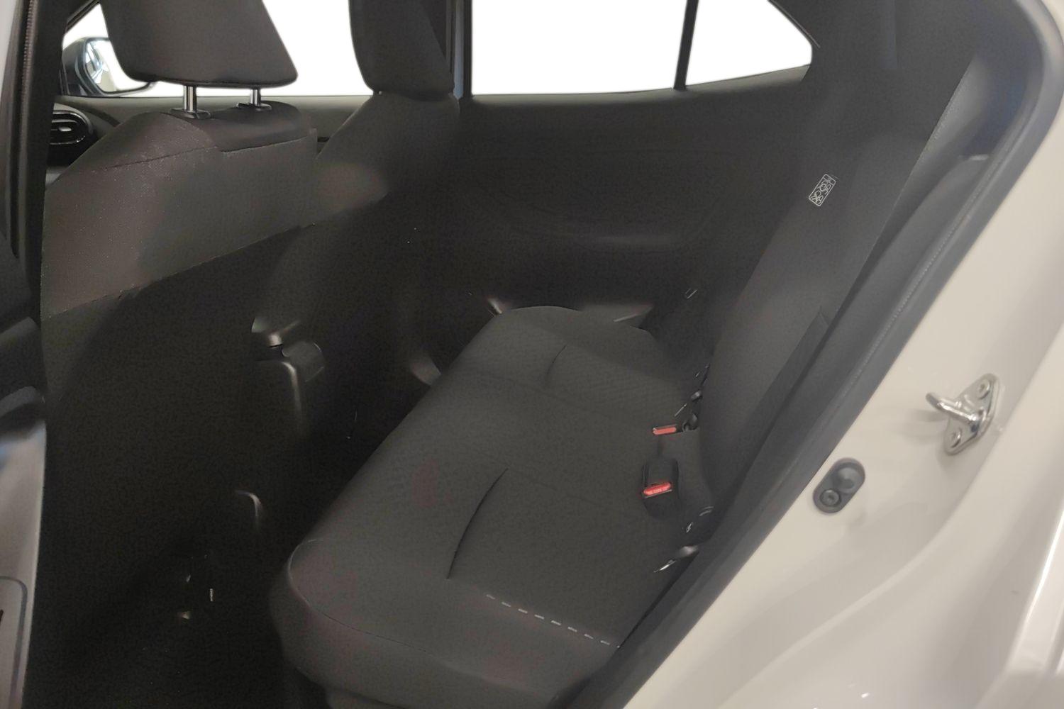 TOYOTA Yaris Cross 2024