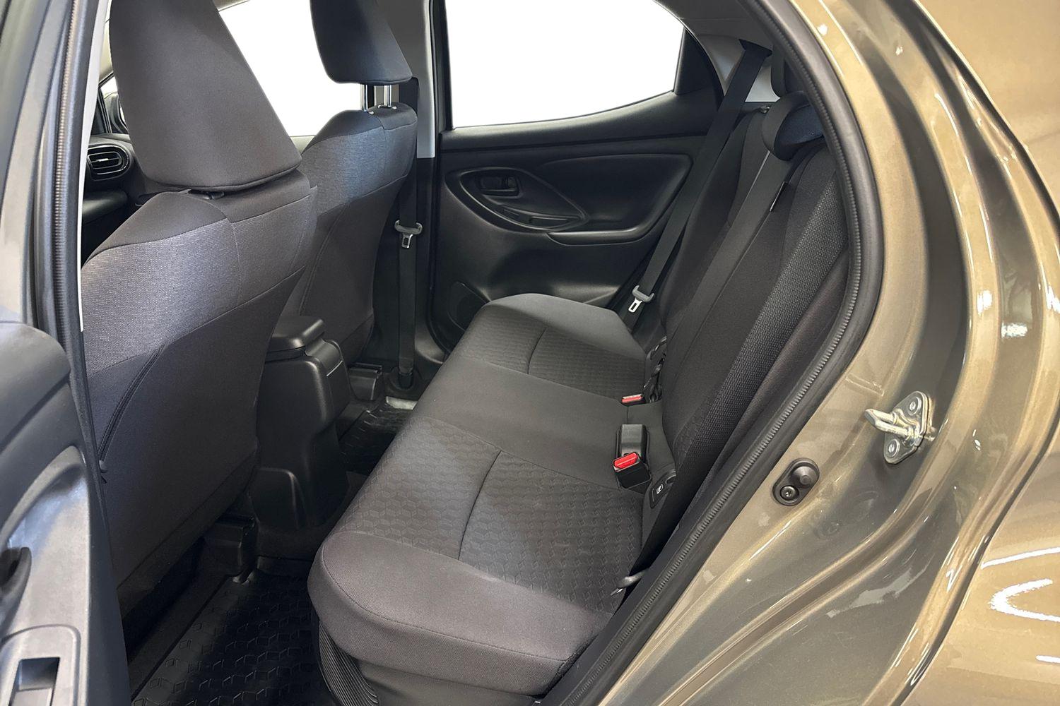 TOYOTA YARIS 2023