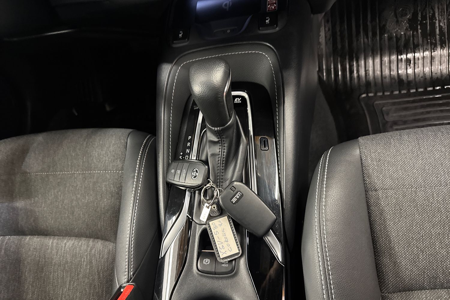 TOYOTA COROLLA 2024