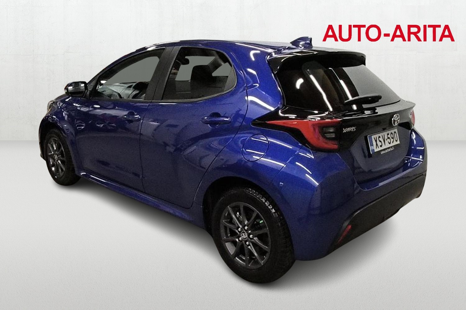 TOYOTA YARIS 2024