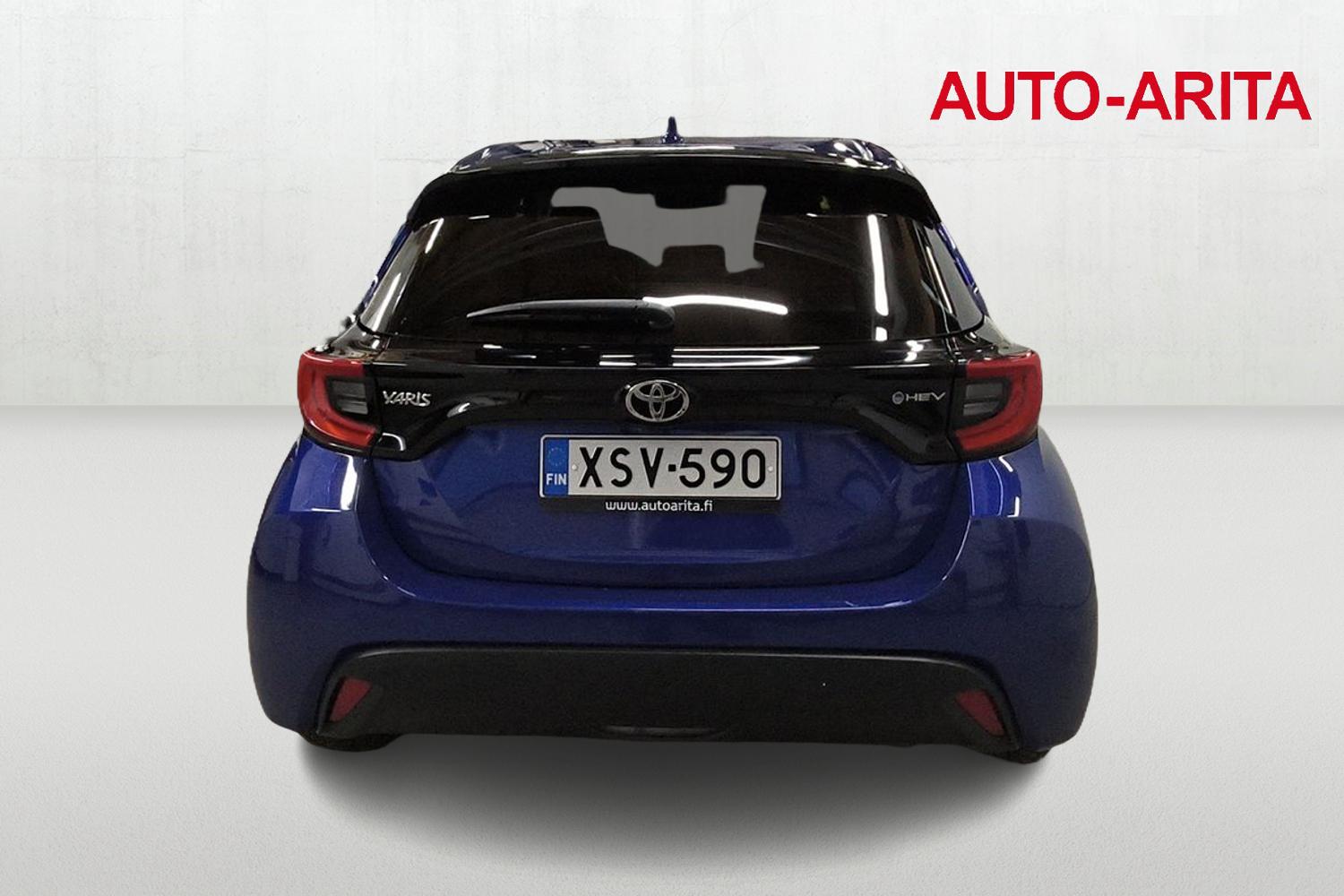 TOYOTA YARIS 2024
