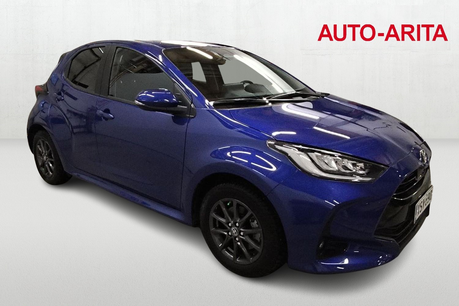 TOYOTA YARIS 2024