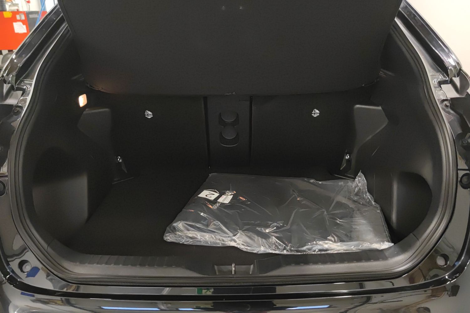 TOYOTA Yaris Cross 2024