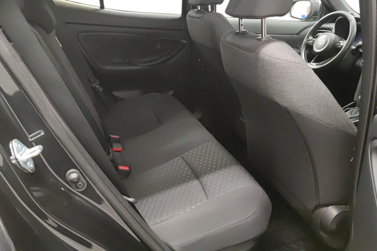 TOYOTA Yaris Cross 2024