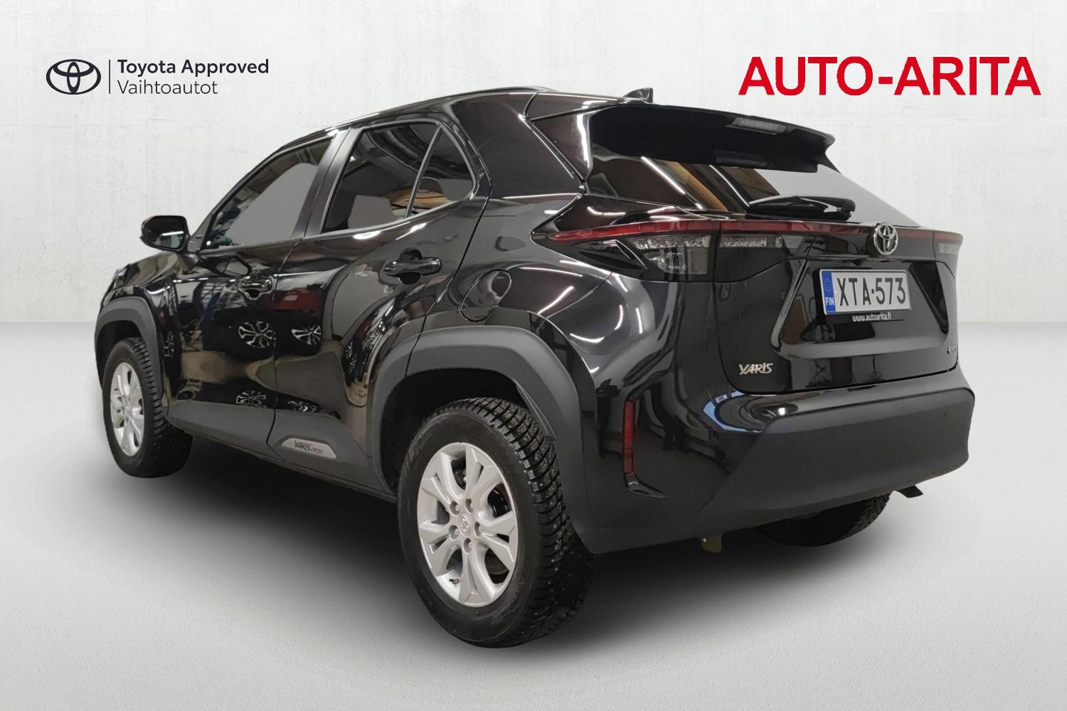 TOYOTA Yaris Cross 2024