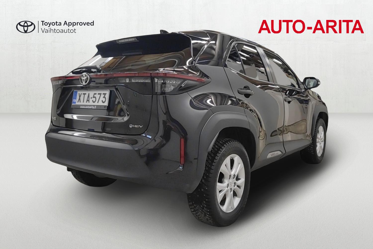 TOYOTA Yaris Cross 2024