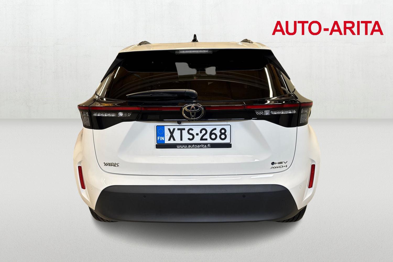 TOYOTA Yaris Cross 2026