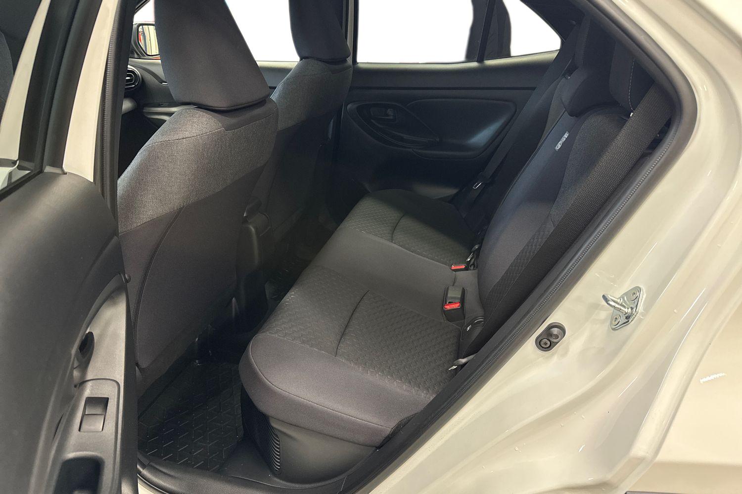 TOYOTA Yaris Cross 2026