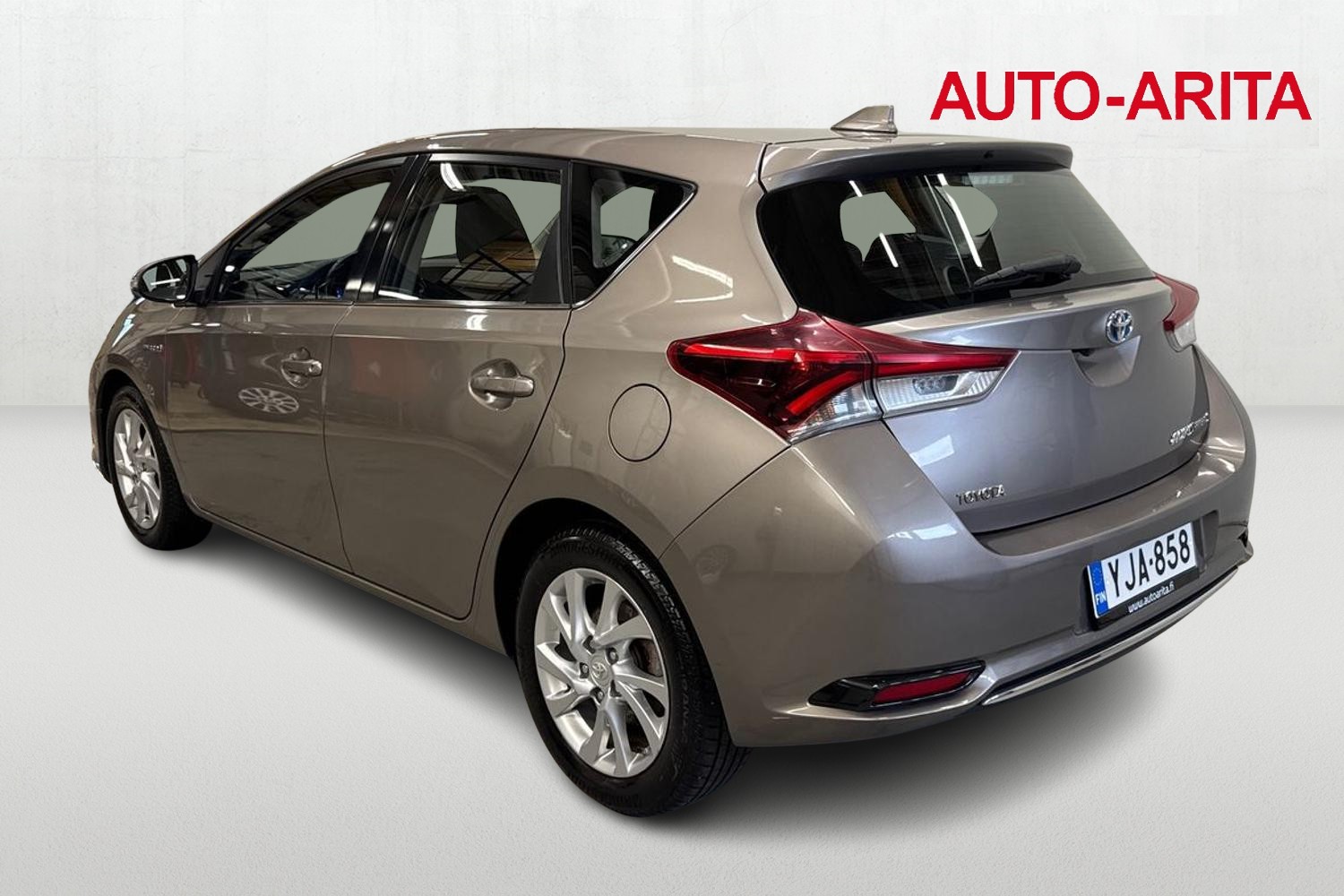 TOYOTA AURIS 2015