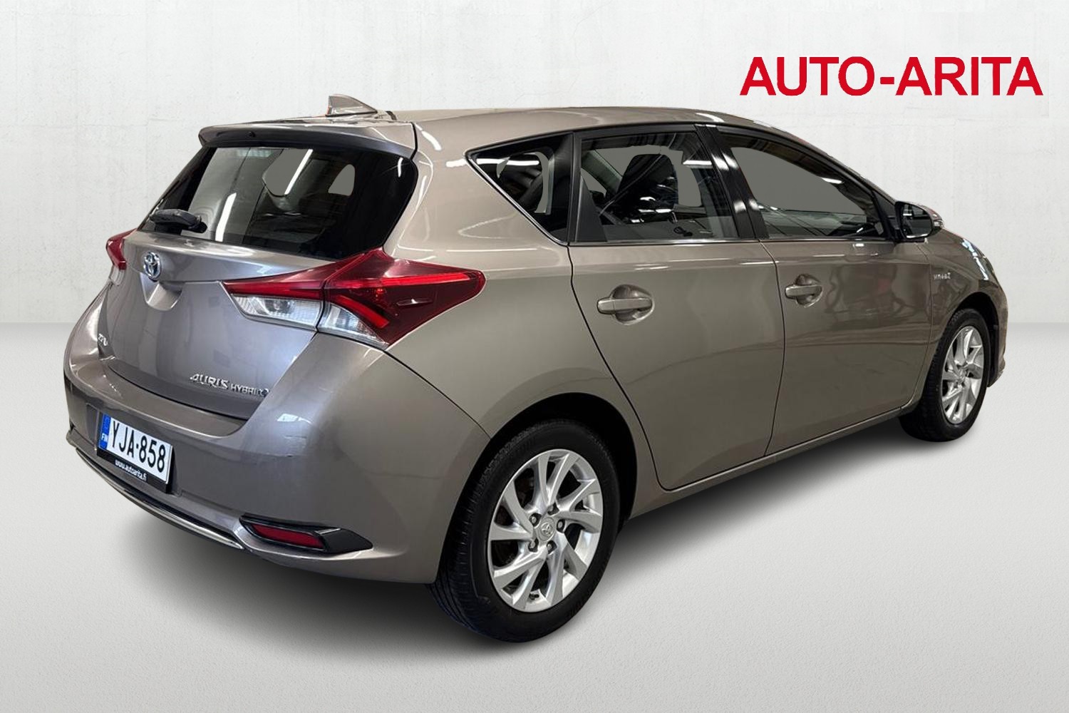 TOYOTA AURIS 2015