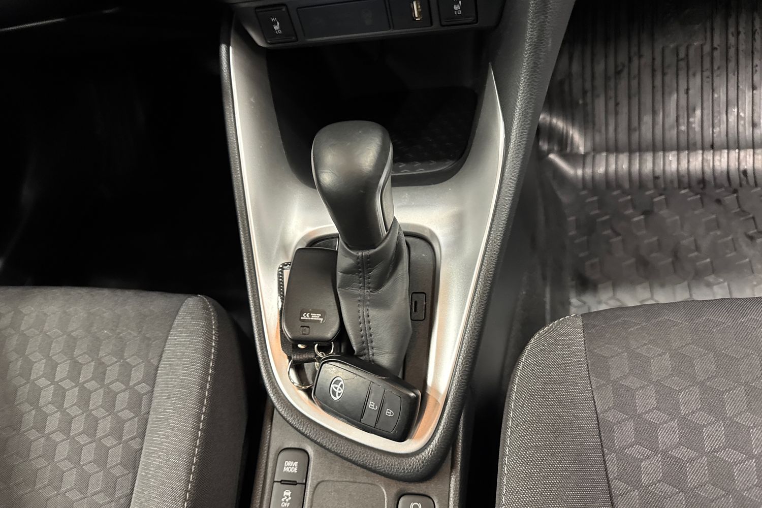 TOYOTA YARIS 2022