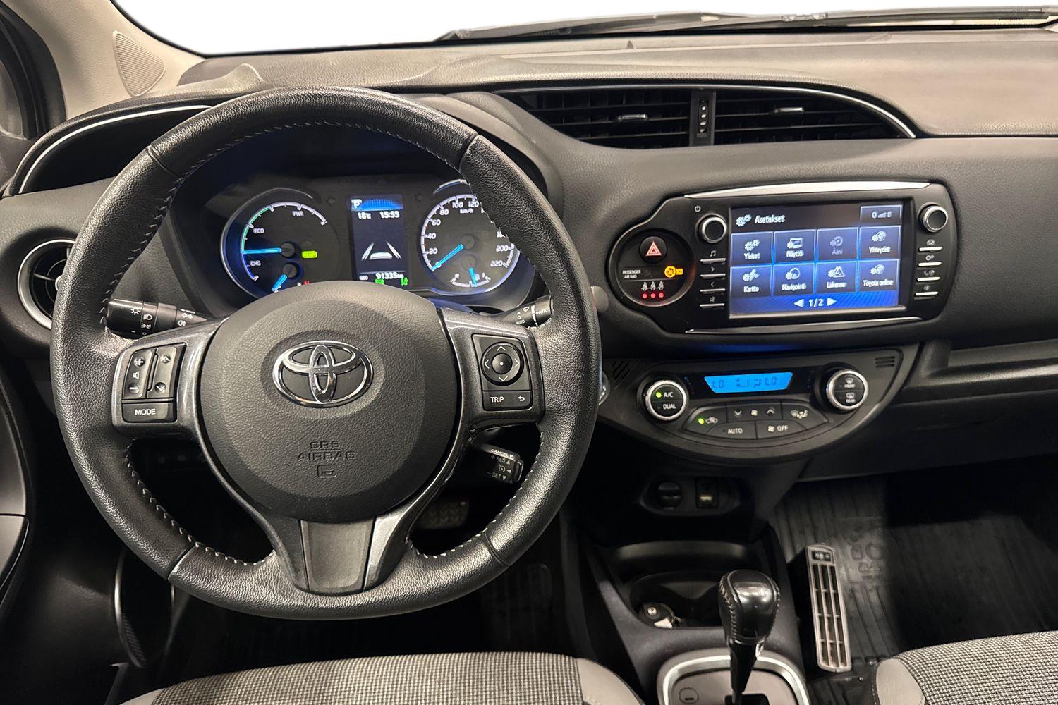 TOYOTA YARIS 2020